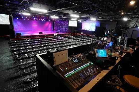 【台場駅1分】撮影や様々なイベントに最適な最大232席で巨大スクリーンも完備したイベントスペース