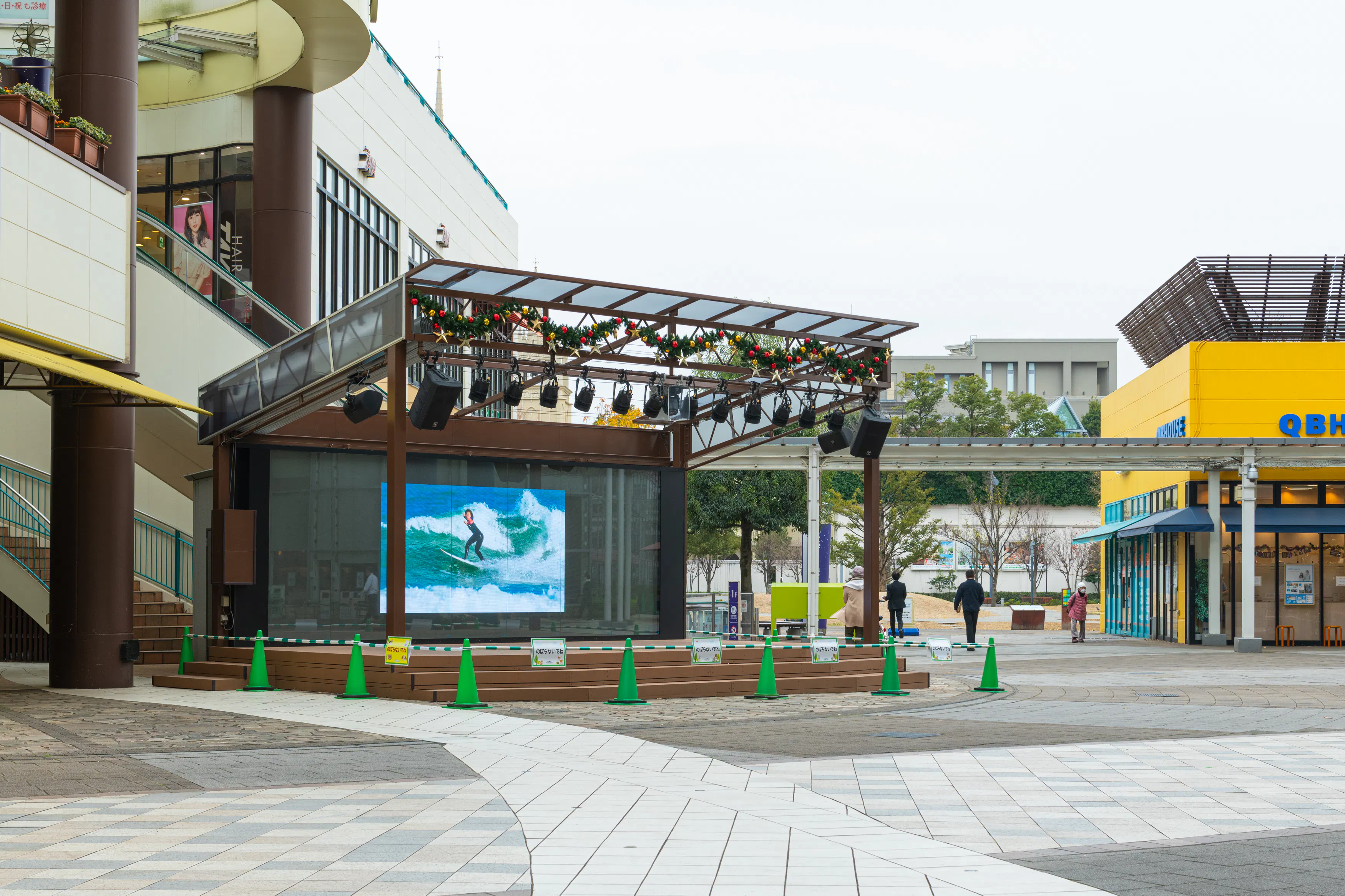 【ステラタウン】プロモーションイベントや様々なイベントに適したショッピングモールの中心にある屋外スペース