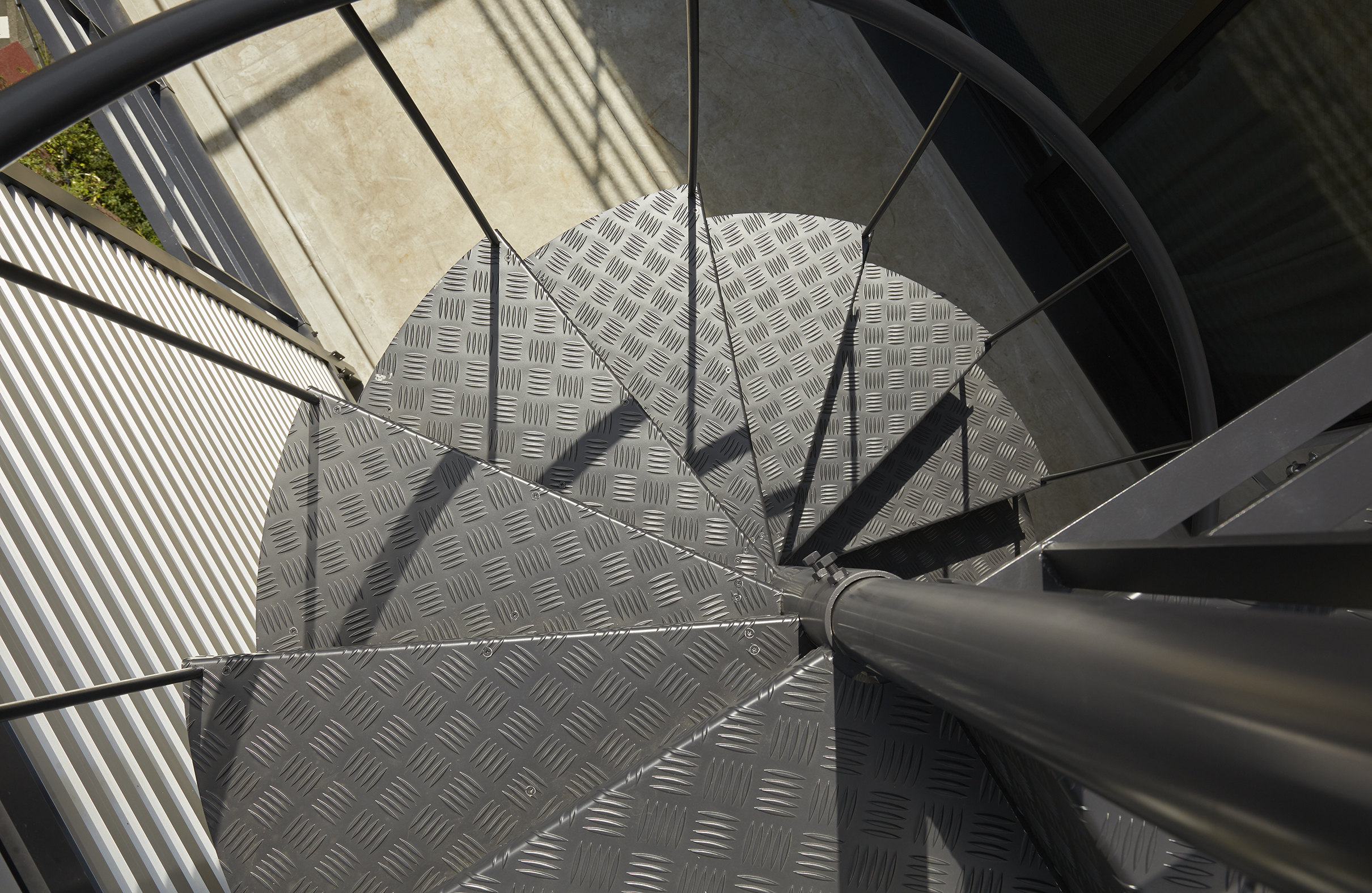 【北参道】ハウススタジオ（螺旋階段を上から）