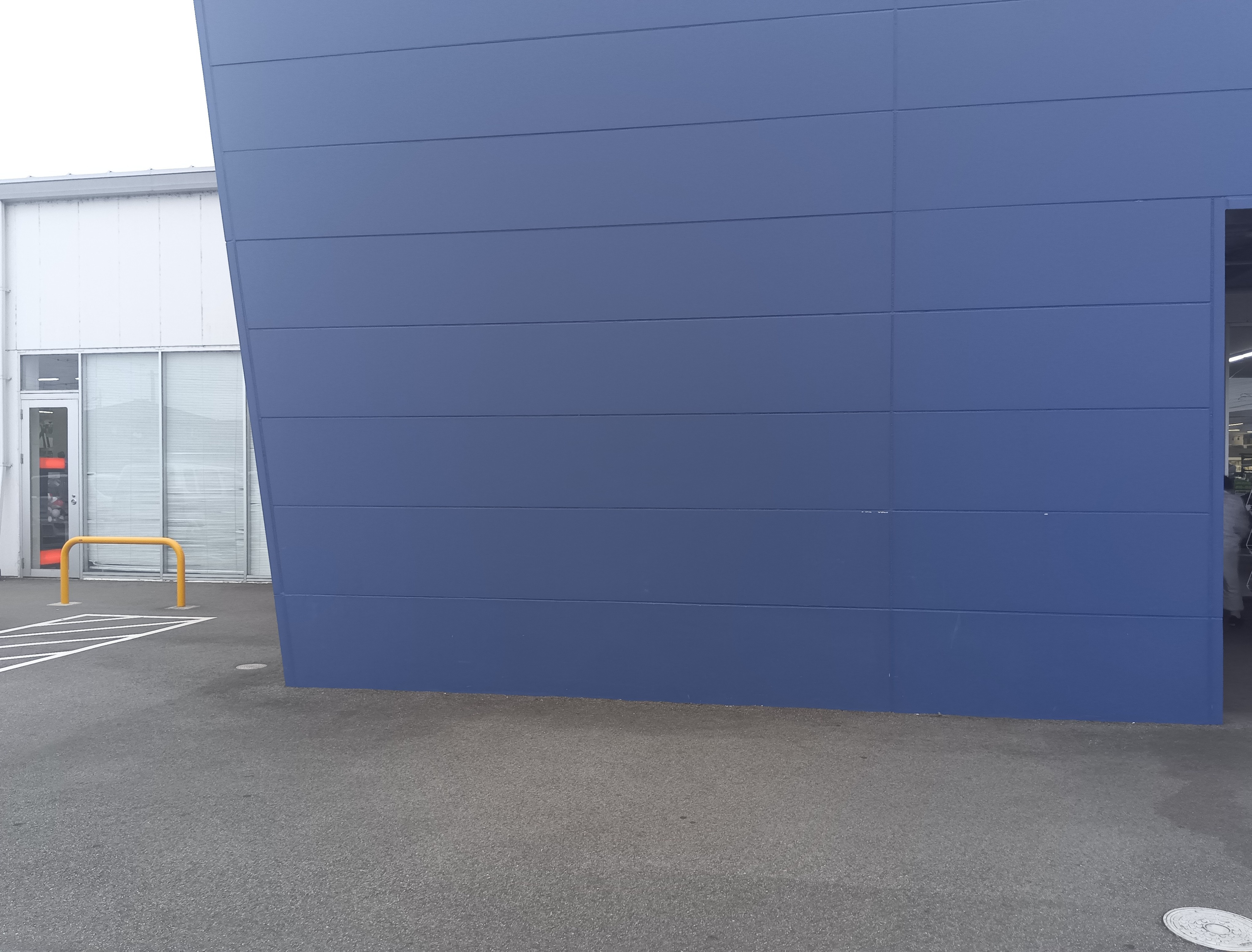 【スーパーセンタートライアル間々田店】キッチンカー（調理営業）出店限定/屋外スペース ※ケバブの利用不可