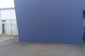 【スーパーセンタートライアル間々田店】キッチンカー(調理営業)出店限定/屋外スペース ※ケバブの利用不可