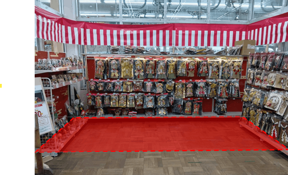 【ユニディ狛江店】1F風除室（入口入って右）のプロモーションや食物販の出店に最適な催事イベントスペースの画像