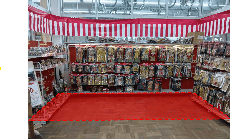 【ユニディ狛江店】1F風除室（入口入って右）のプロモーションや食物販の出店に最適な催事イベントスペースの画像