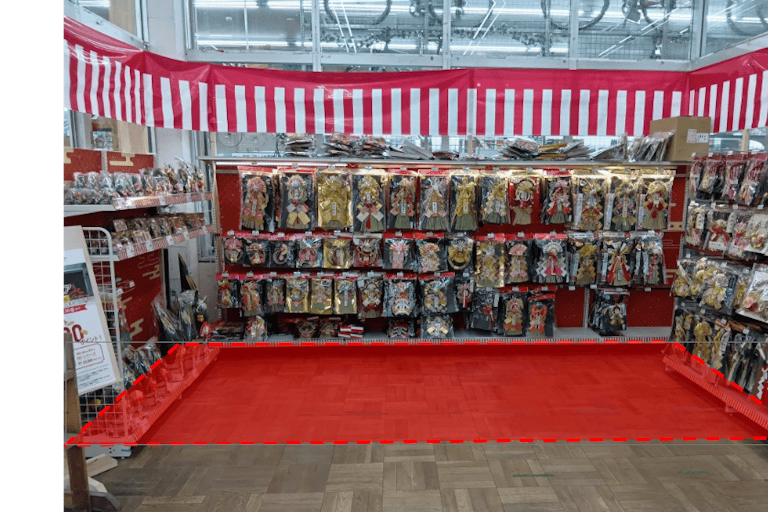 【ユニディ狛江店】1F風除室(入口入って右)のプロモーションや食物販の出店に最適な催事イベントスペースの画像1