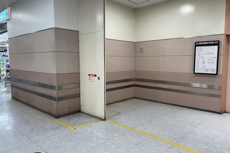 【イオン高見店】各種プロモーションや物販のポップアップストアに最適な1Fエレベーター前催事イベントスペースの画像1