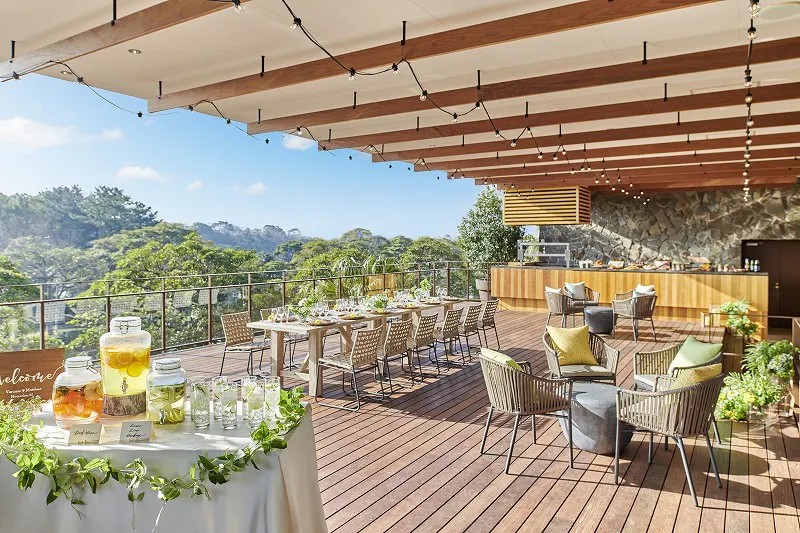 【千葉みなと駅7分】撮影やレセプションパーティーに適した緑溢れるオープンテラス付きイベントスペース(プルメリア)