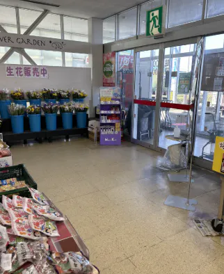【一号舘豊里】店内入口付近(入口正面スペース) 販促プロモーションに最適なスーパー店内催事イベントスペース