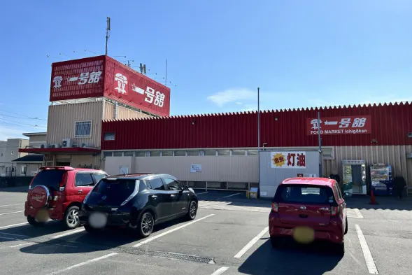 【一号舘豊里】店内入口付近(入口正面スペース) 販促プロモーションに最適なスーパー店内催事イベントスペース