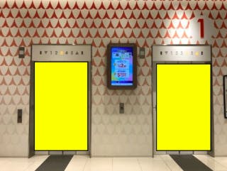 【イオンモール徳島】モール内広告 エレベーター