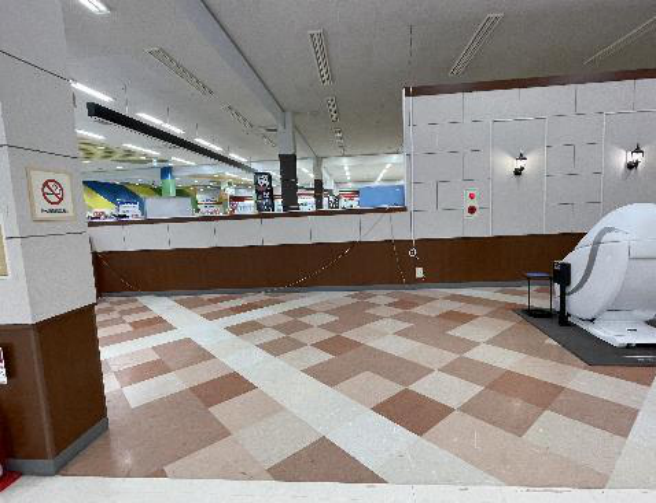 【イオンスーパーセンター栗原志波姫店】フードコート入口側催事場 販促プロモーションや物販に最適なスーパー店内催事イベントスペース