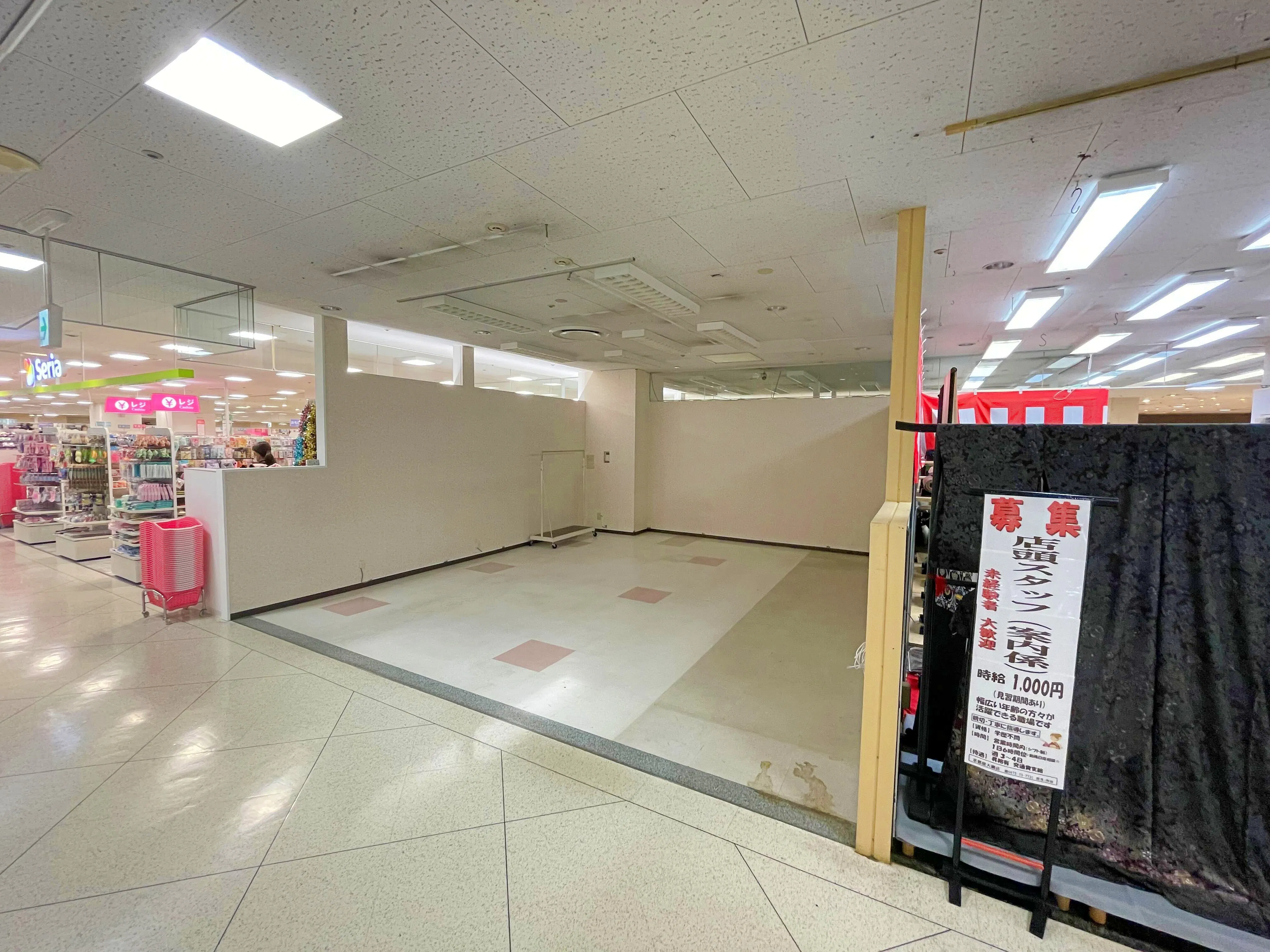 【イオン大網白里店】各種ポップアップやプロモーションイベントに最適な商業施設2階100円ショップ横にある区画タイプのスペース