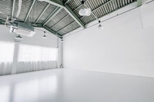 【目白駅3分】ポップアップストアや展示会に最適な天高5mの開放的な倉庫をリノベしたレンタルスペース