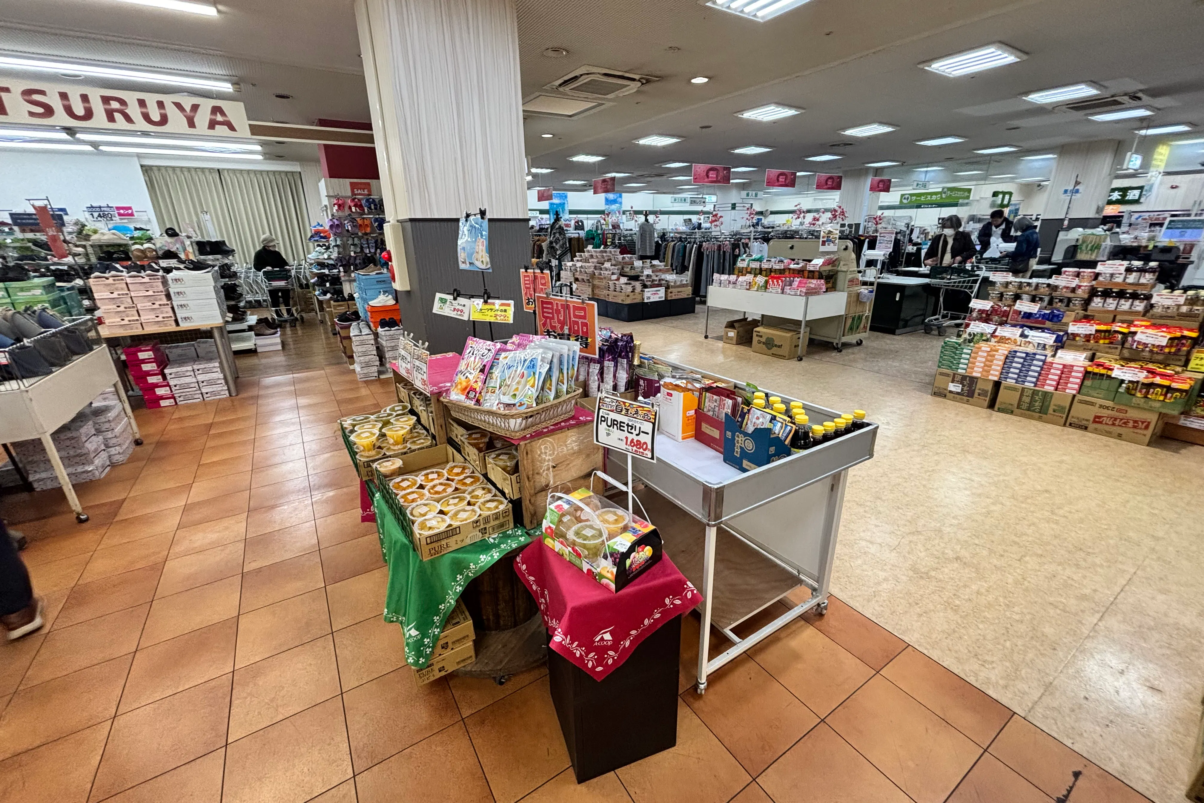 【Aコープ城南店】食物販に最適な店内スペース