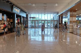 【イオンモール草津】1F久世福商店前