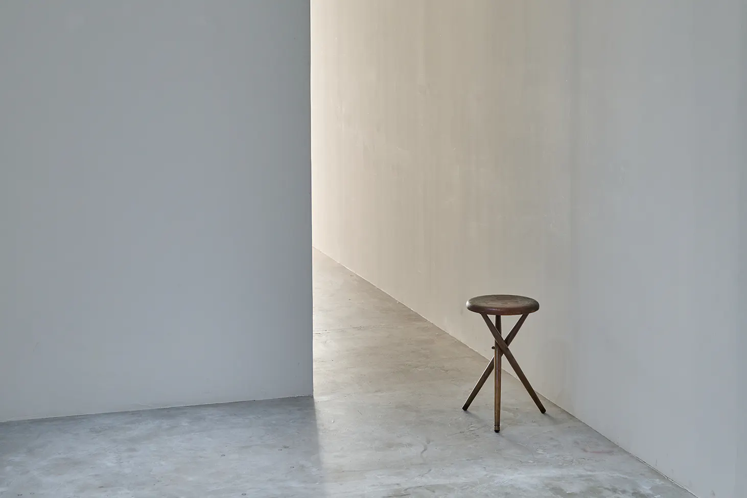 【千駄ヶ谷駅4分】展示会・POPUP・ワークショップに最適な店舗奥に広がる静謐な隠れ家スペース