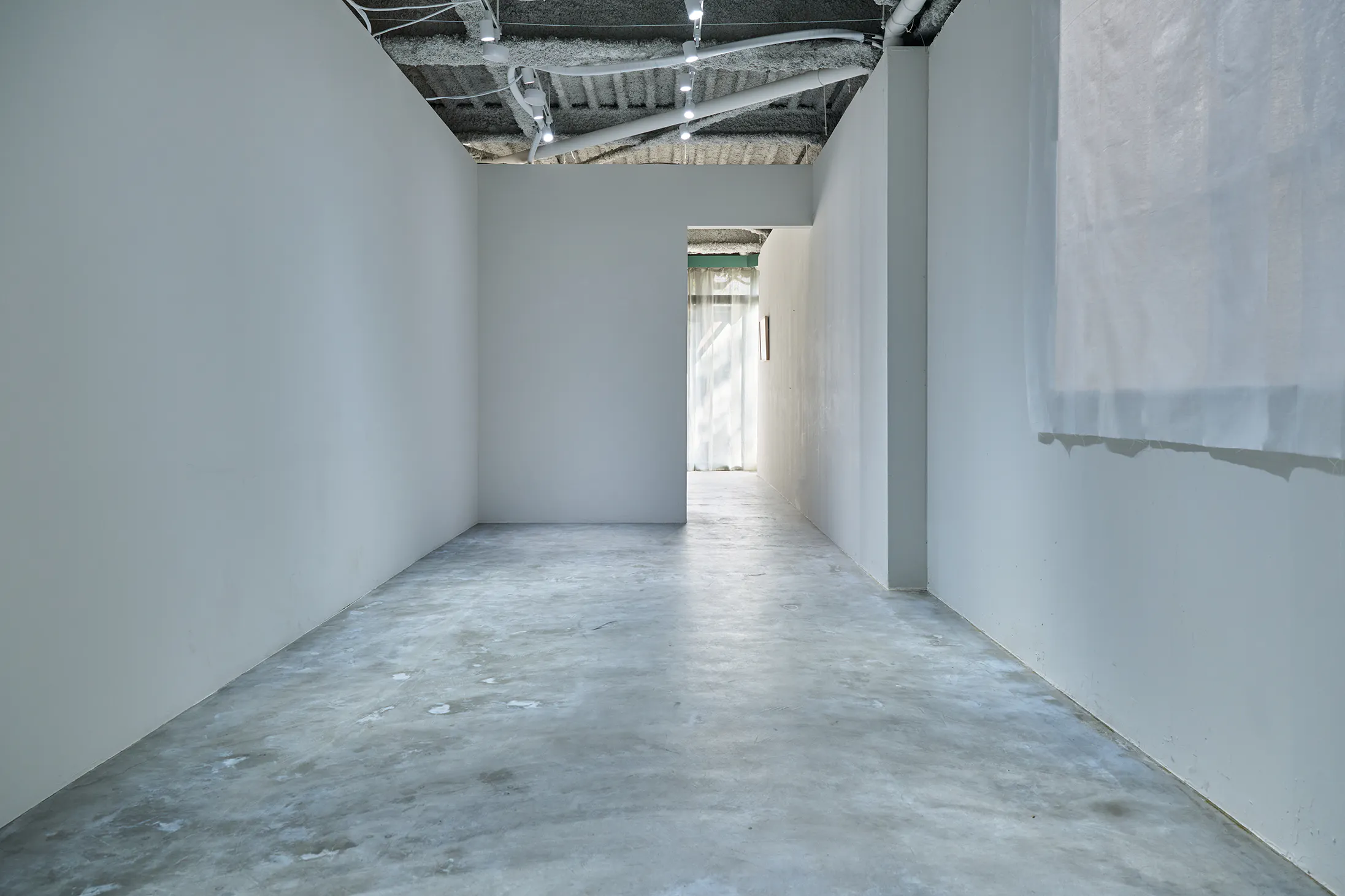 【千駄ヶ谷駅4分】展示会・POPUP・ワークショップに最適な店舗奥に広がる静謐な隠れ家スペース