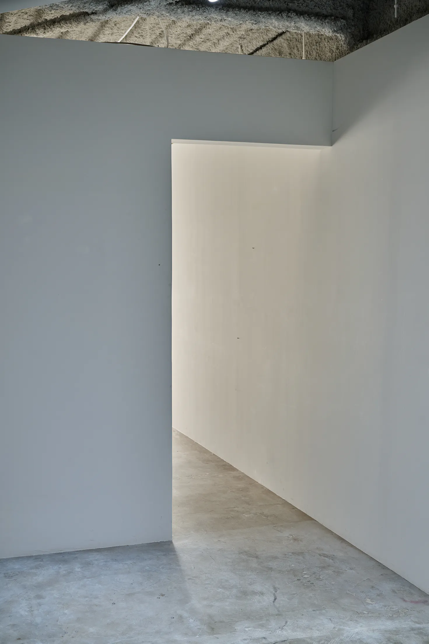 【千駄ヶ谷駅4分】展示会・POPUP・ワークショップに最適な店舗奥に広がる静謐な隠れ家スペース