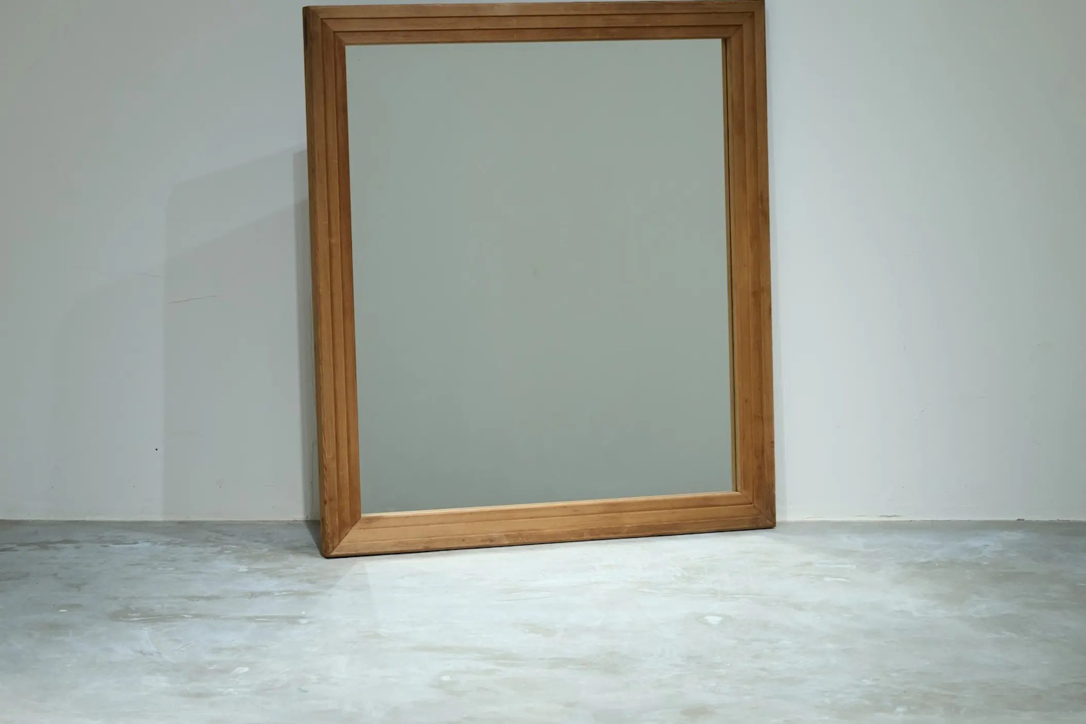 【千駄ヶ谷駅4分】展示会・POPUP・ワークショップに最適な店舗奥に広がる静謐な隠れ家スペース