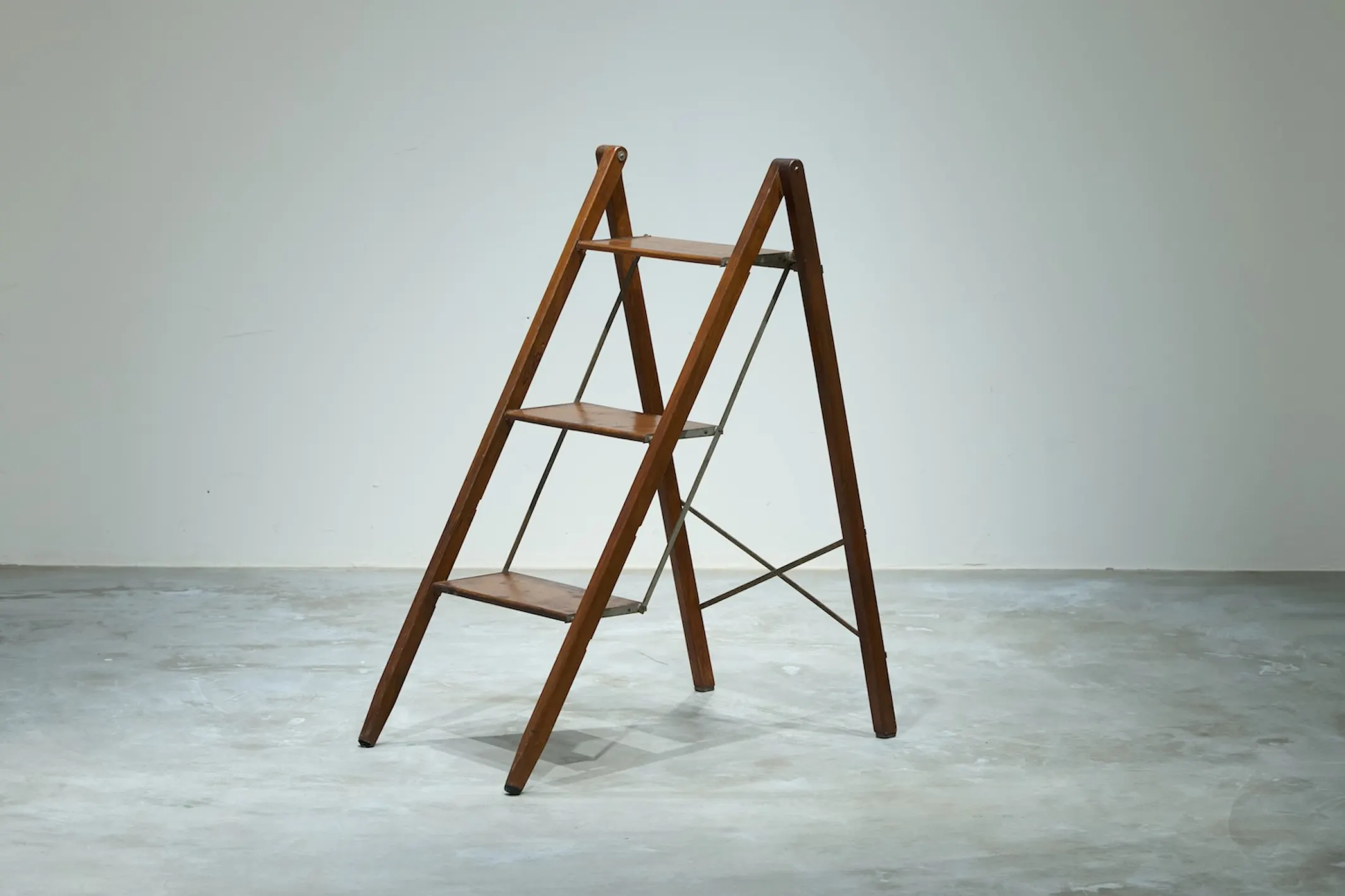 【千駄ヶ谷駅4分】展示会・POPUP・ワークショップに最適な店舗奥に広がる静謐な隠れ家スペース