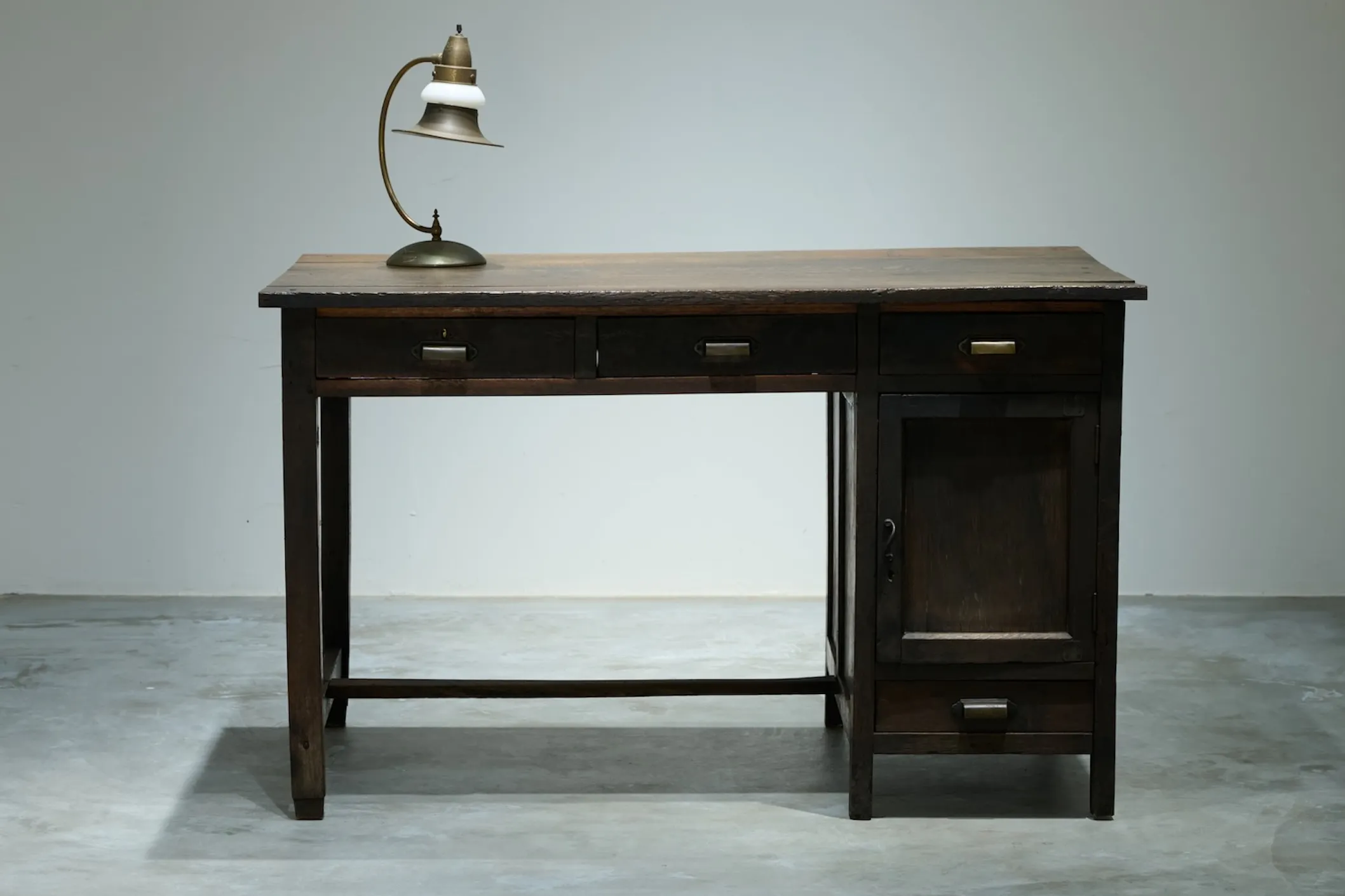 【千駄ヶ谷駅4分】展示会・POPUP・ワークショップに最適な店舗奥に広がる静謐な隠れ家スペース