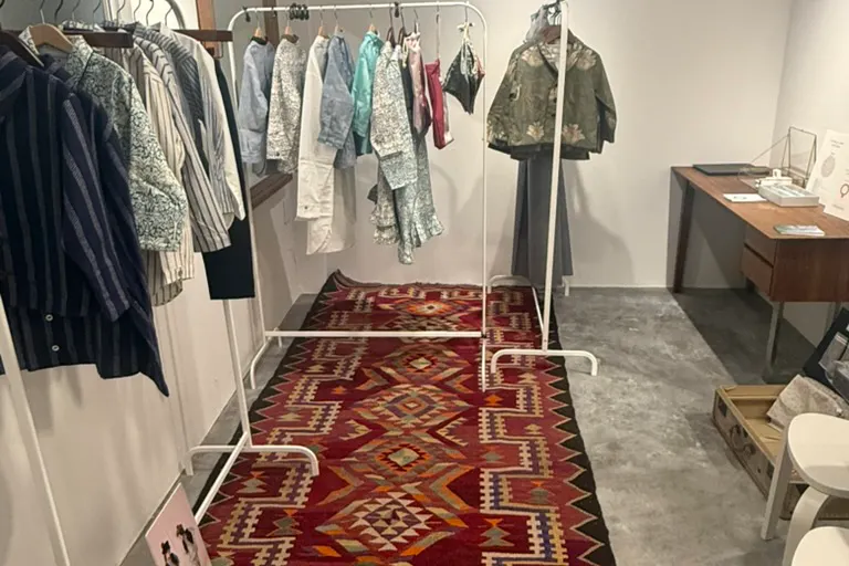 【千駄ヶ谷駅4分】展示会・POPUP・ワークショップに最適な店舗奥に広がる静謐な隠れ家スペース