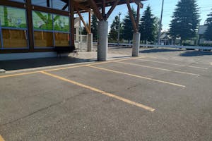 【ダイナム帯広店ゆったり館】キッチンカーやプロモーションに最適なアミューズメント施設のイベントスペース(店舗駐車場②)