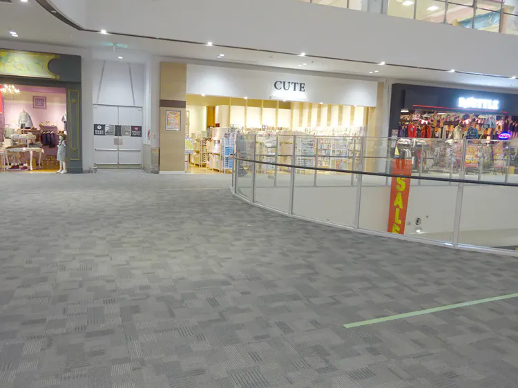 【イオンモールつくば】2FブリッジA（アクシーズファム前）の画像