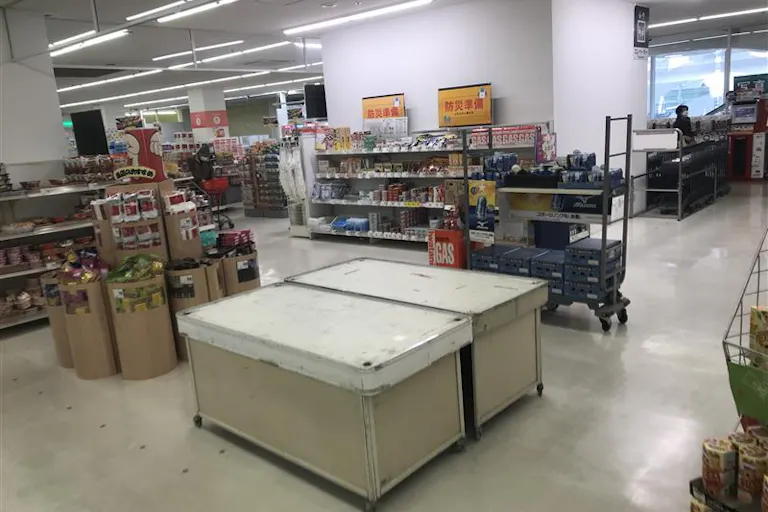 【西友 千代田店】催事場 ポップアップストア(物販、食物販)やプロモーション用途に最適なスーパー店内催事イベントスペースの画像2