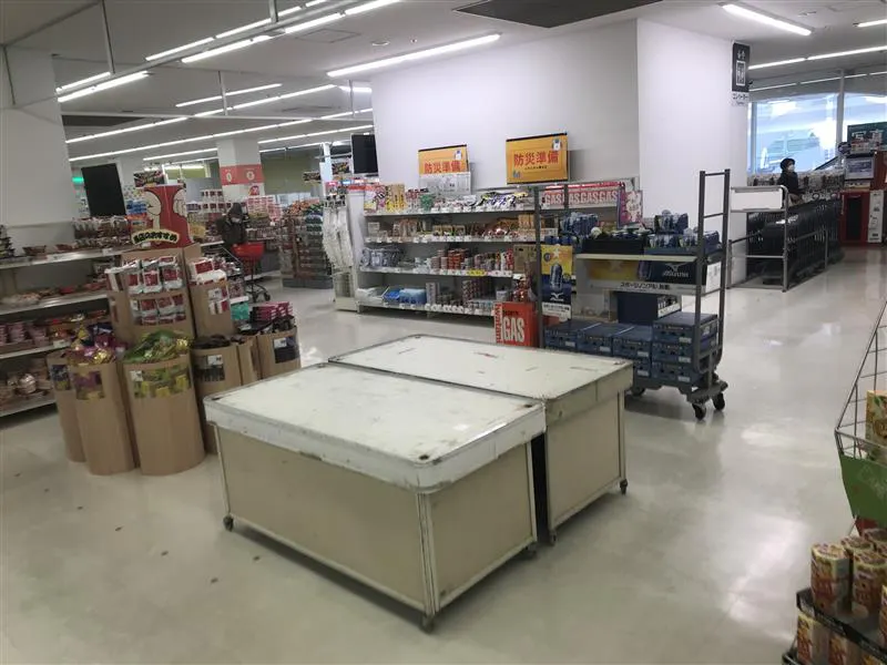 【西友　千代田店】2階 催事場　ポップアップストア(物販、食物販)やプロモーション用途に最適なスーパー店内催事イベントスペース