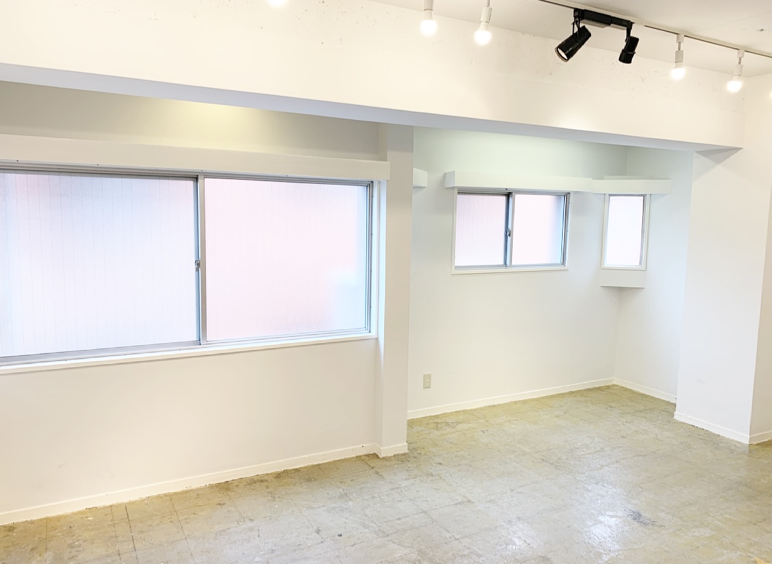 【北参道駅5分】アパレルのポップアップストアや展示会、撮影に最適な自然光が差し込む時間貸しも可能な隠れ家イベントスペース