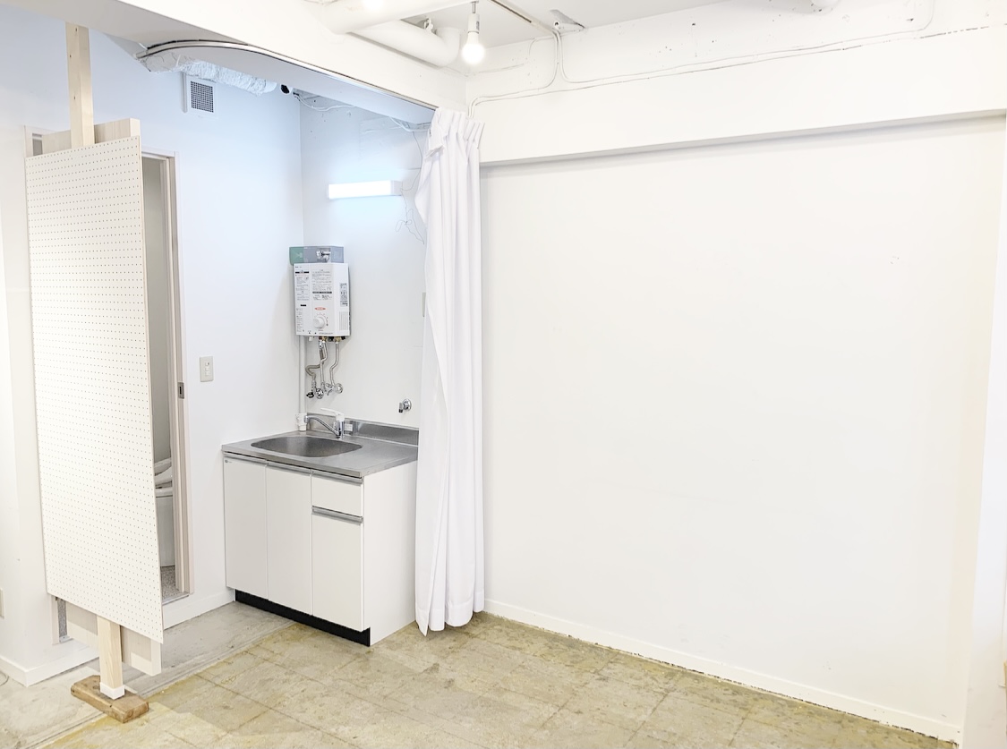 【北参道駅5分】アパレルのポップアップストアや展示会、撮影に最適な自然光が差し込む時間貸しも可能な隠れ家イベントスペース