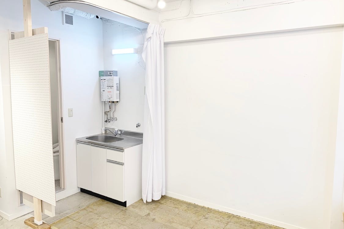 【北参道駅5分】アパレルのポップアップストアや展示会、撮影に最適な自然光が差し込む時間貸しも可能な隠れ家イベントスペース