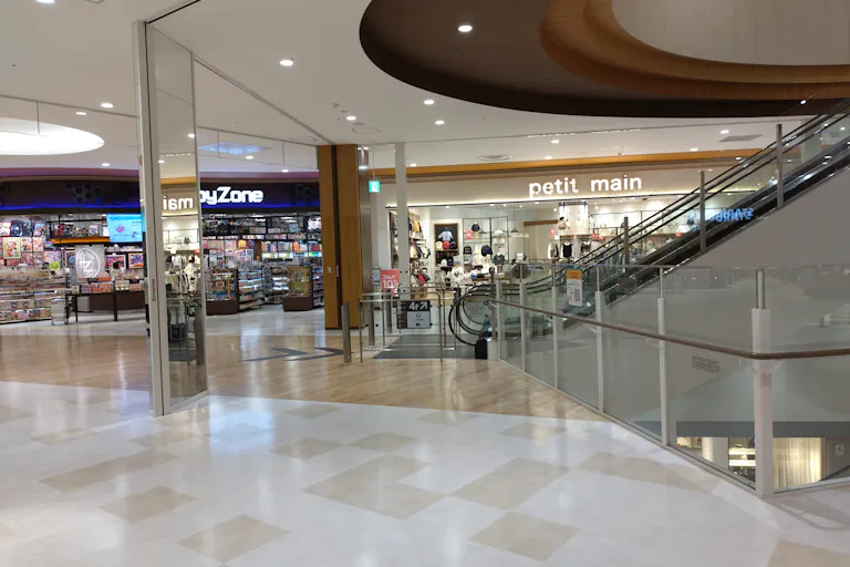 【イオンモール広島府中】3階 サウスコートの画像1