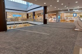 【イオンモール福岡】イーストモールブリッジA