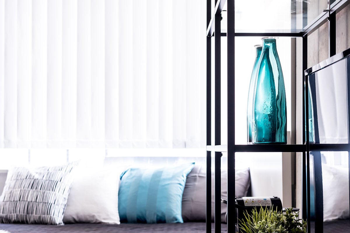 【赤羽橋駅4分】〔天井高4m×2面採光〕自然光×コンクリが生み出すデザイン空間