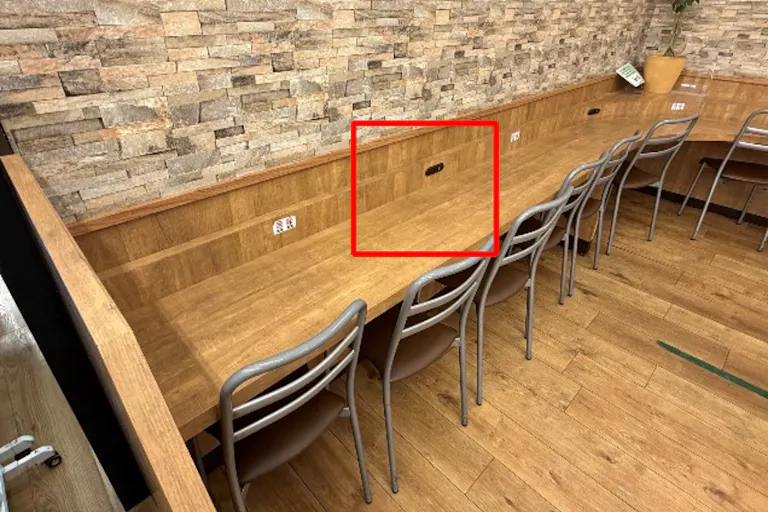 【イオンスタイル本荘】南側入り口(イートイン側) 販促プロモーションに最適なスーパー店内催事イベントスペースの画像4