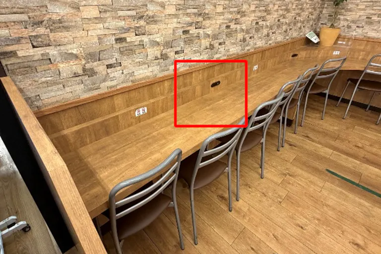【イオンスタイル本荘】南側入り口(イートイン側) 販促プロモーションに最適なスーパー店内催事イベントスペースの画像4