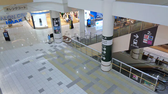 【イオンモール大高*】1F オレンジコートの画像