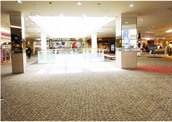 【イオンモール成田】ホビーゾーン前（ブリッジスペースD）