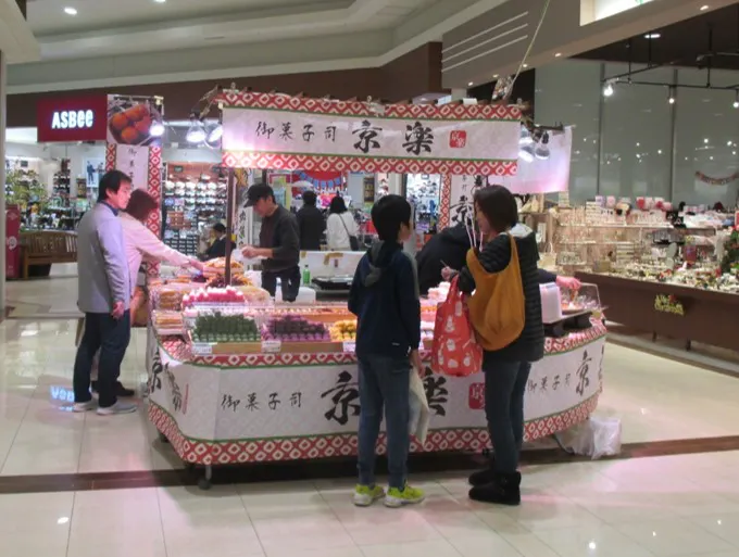 【イオンタウン佐沼】ポップアップストアや食品販売催事に適したセントラルコート前のトラフィックの多いイベントスペース