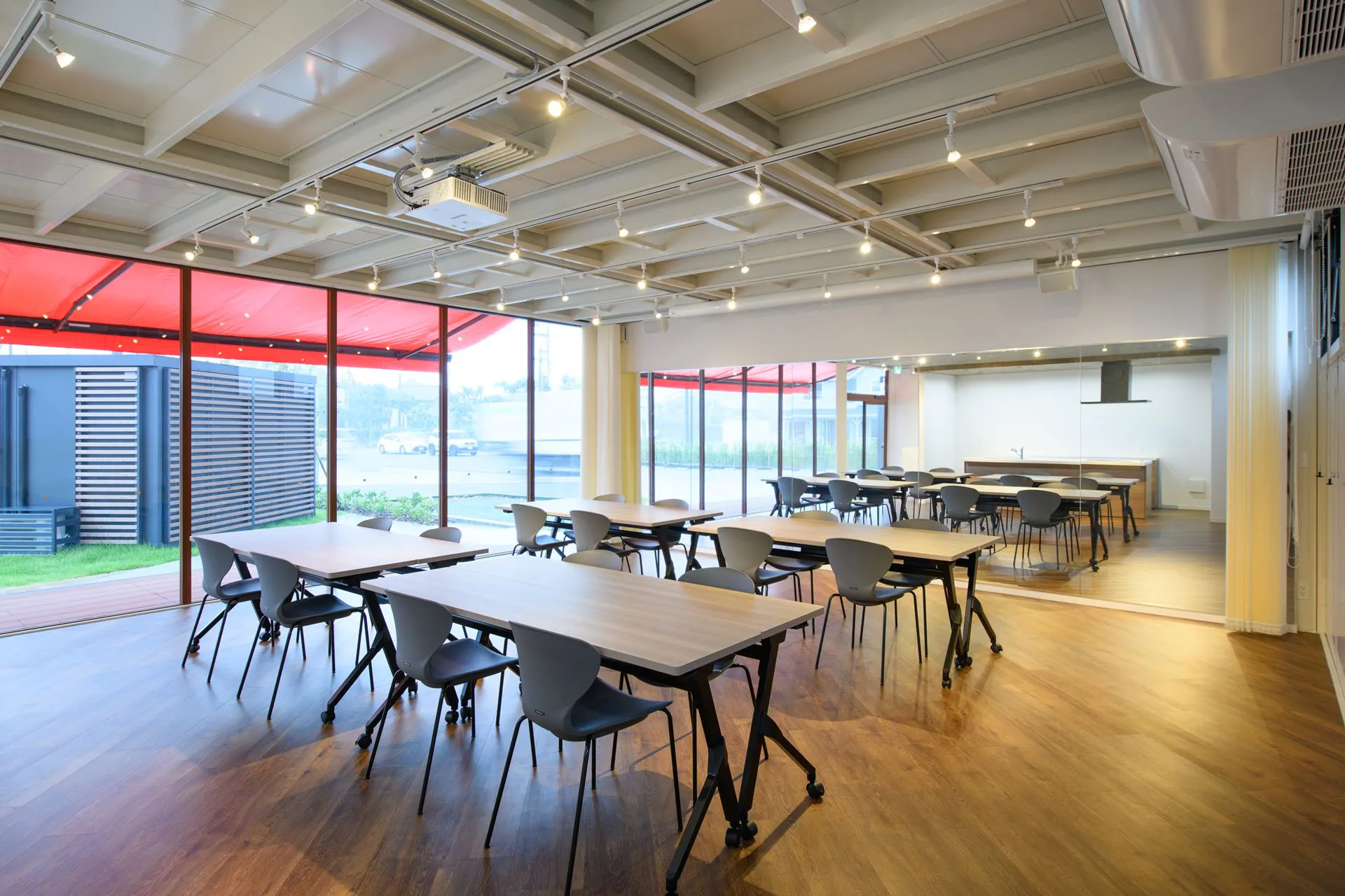 【新富士駅12分】自主企画マルシェやワークショップに最適なお手頃価格のレンタルスペース「Community」/敷地全体の貸切イベント開催も可能!