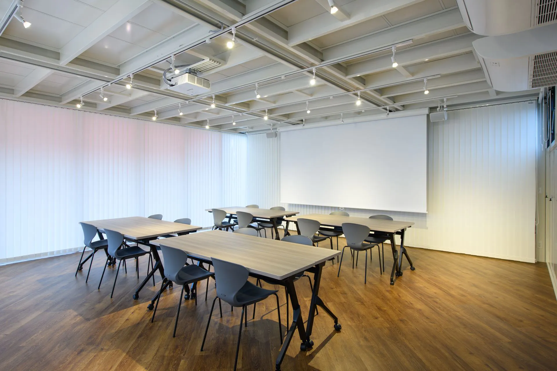 【新富士駅12分】自主企画マルシェやワークショップに最適なお手頃価格のレンタルスペース「Community」/敷地全体の貸切イベント開催も可能!