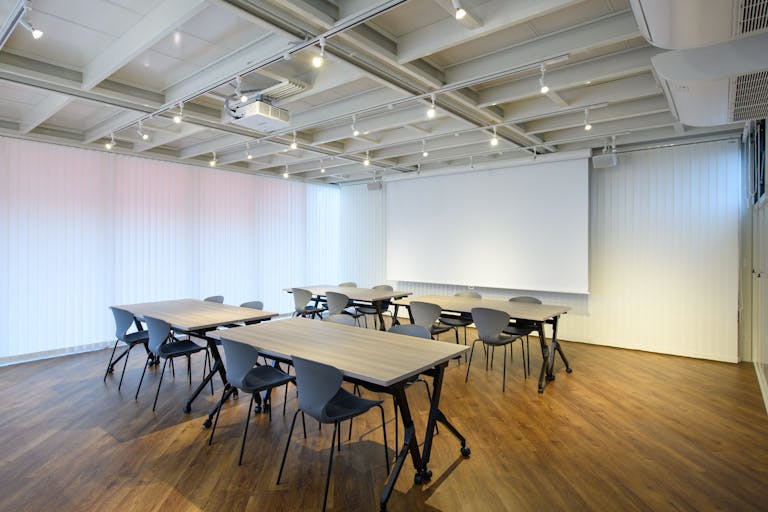 静岡県富士市 レンタルスペース 内観2