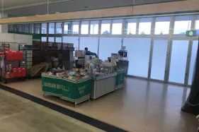 【西友 上田東店】入口横テナント区画 プロモーション用途や物販、食物販のポップアップストアに最適なスーパー店内催事イベントスペース