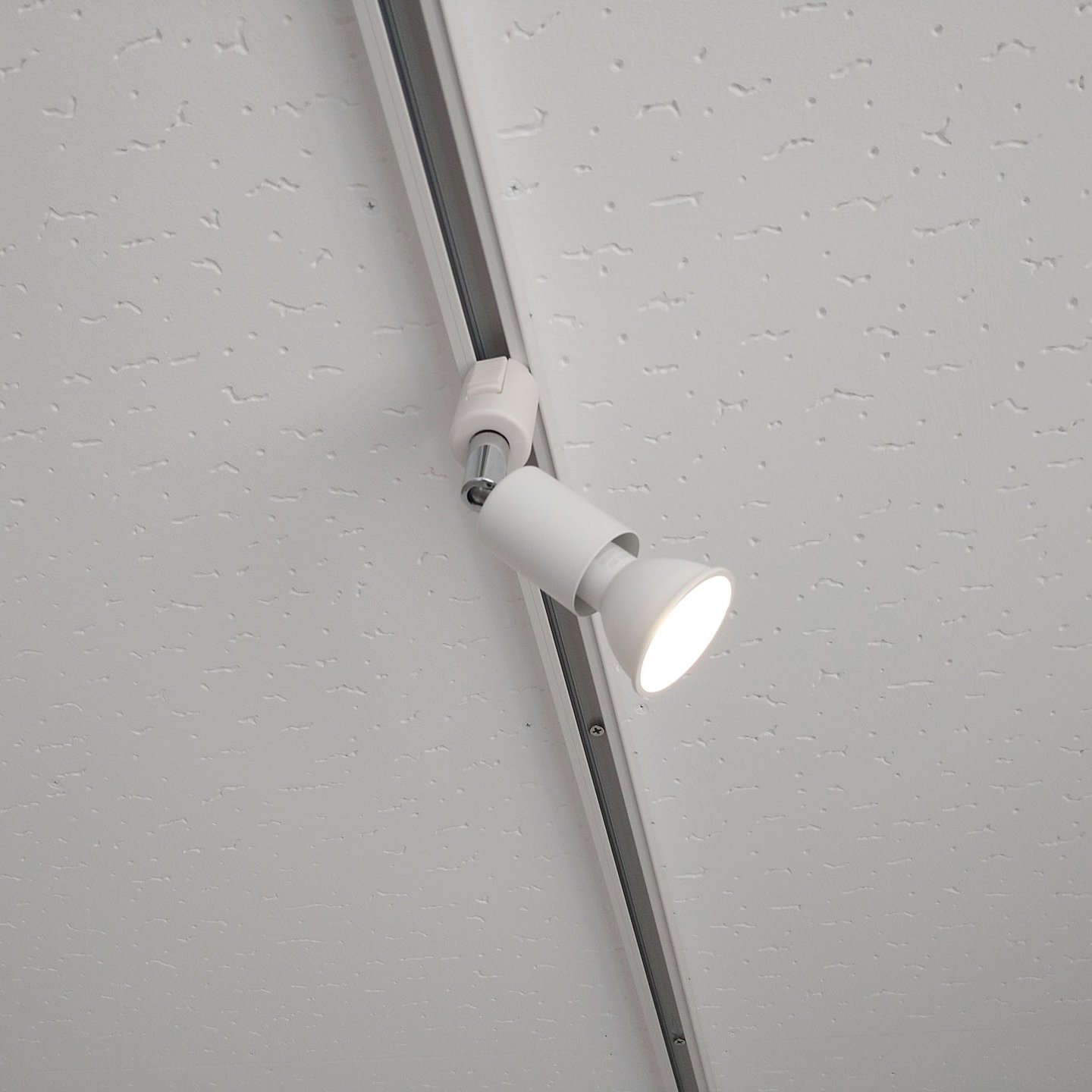 【芝公園駅2分】展示会やポップアップストアに最適な白壁・駅徒歩2分の好アクセスのスペース