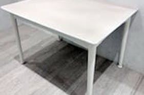 【芝公園駅2分】展示会やポップアップストアに最適な白壁・駅徒歩2分の好アクセスのスペース