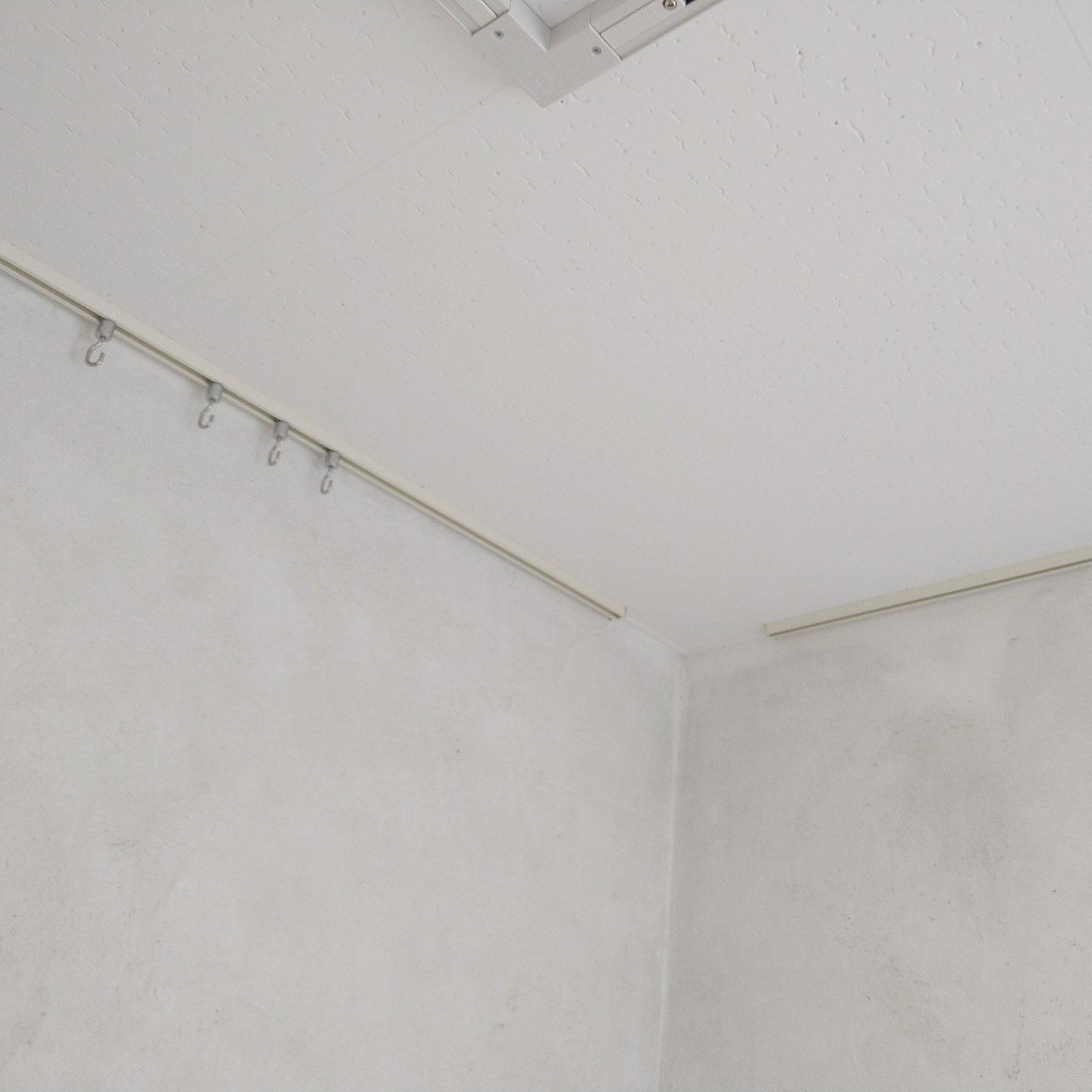 【芝公園駅2分】展示会やポップアップストアに最適な白壁・駅徒歩2分の好アクセスのスペース