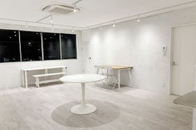 【芝公園駅2分】展示会やポップアップストアに最適な白壁・駅徒歩2分の好アクセスのスペース