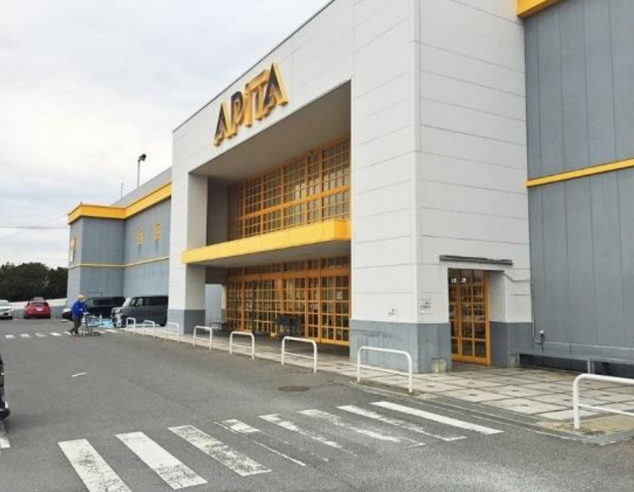 【アピタ緑店】販促プロモーションや食物販に最適な1F東側エレベーター前のイベントスペース