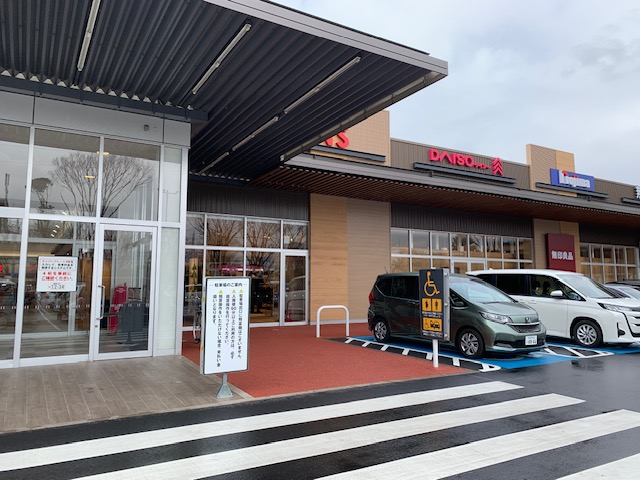 【イオンタウン東習志野】キッチンカー出店に最適な出入口横の屋外イベントスペース